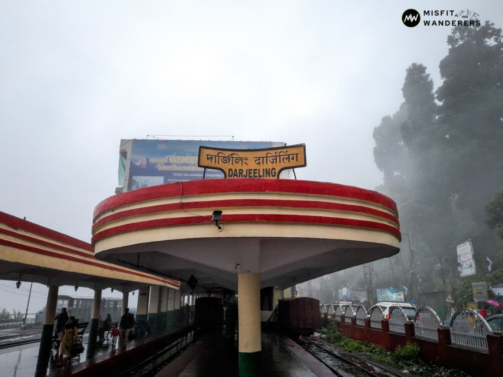 Darjeeling Railway Station – Darjeeling Himalayan Railway Guide