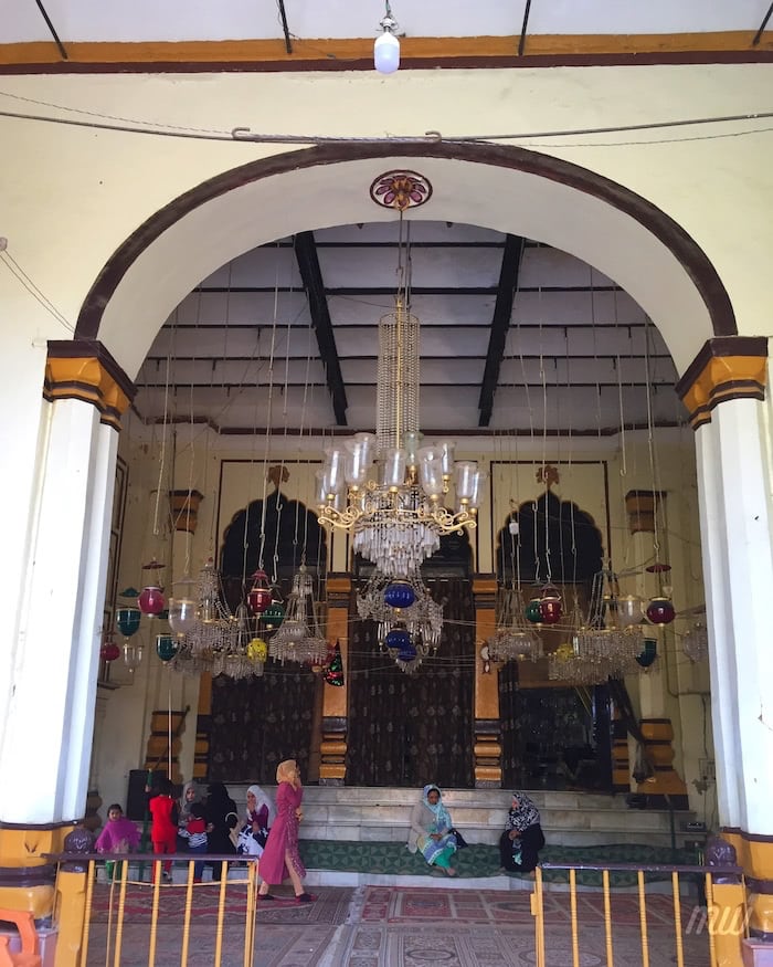 Shahnajaf Imambara - A Tribute to Hazrat Ali 5 Shahnajaf Imambara Entrance
