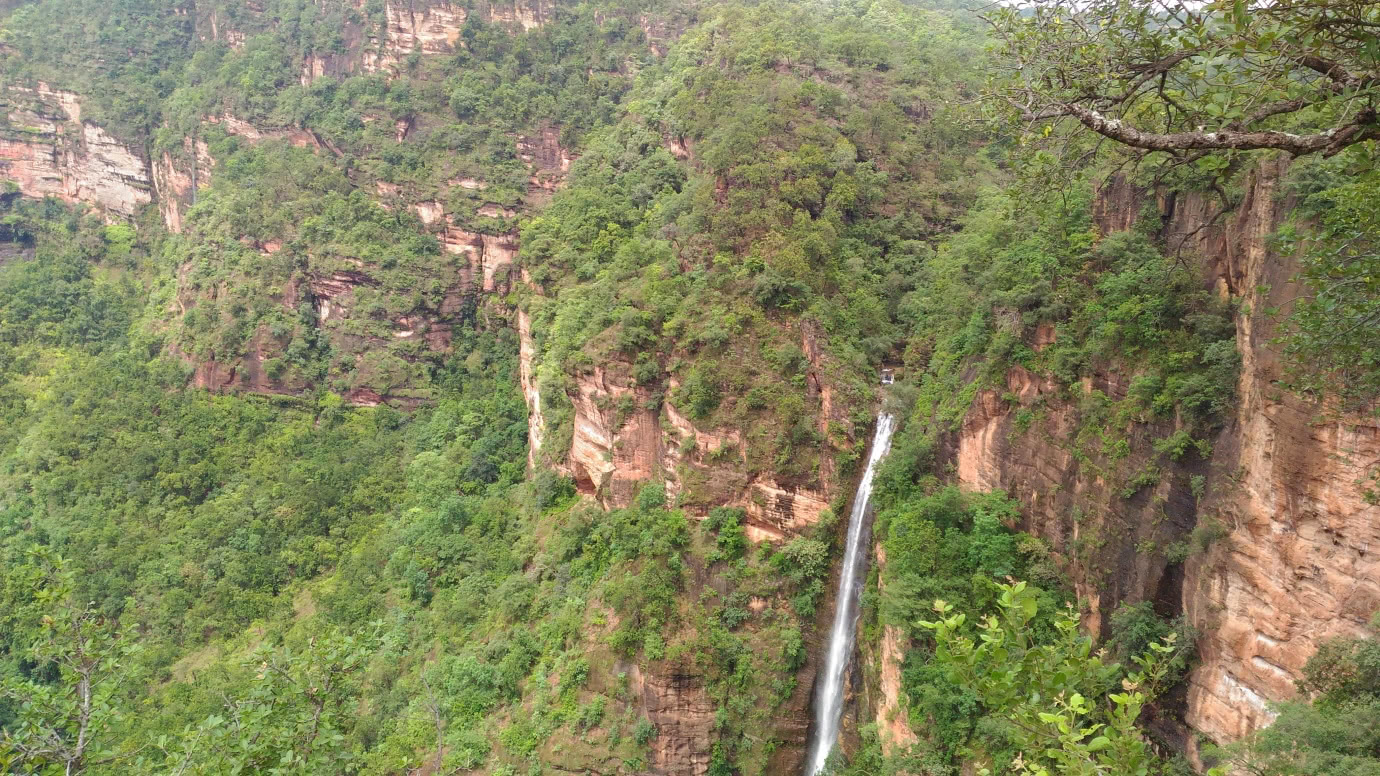 My Accidental Journey to Panchmarhi 7 Apsara Falls Viewpoint Panchmarhi