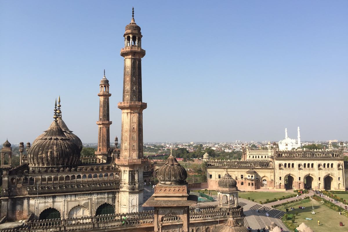 BARA IMAMBARA - Lucknow Best Places To Visit