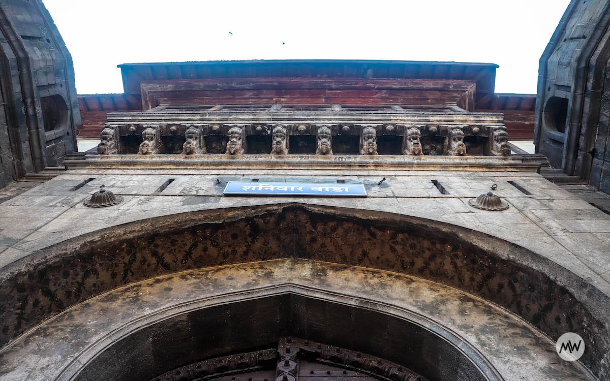 Pune: Scratching History and Wandering Along (Places to Visit in Pune) 4 Dilli Darwaza of Shaniwar Wada. It is said that this north-facing Darwaza (gate) towards Dilli (Delhi) was a resemblance to the high ambitions of the Peshwas against Mughals in Delhi.