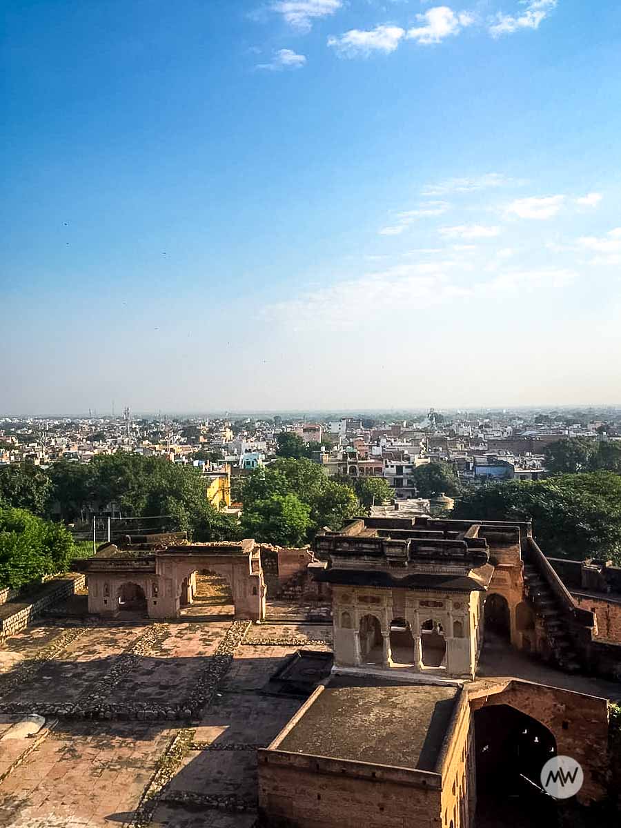 Baradari Jhansi Fort - Jhansi visiting places