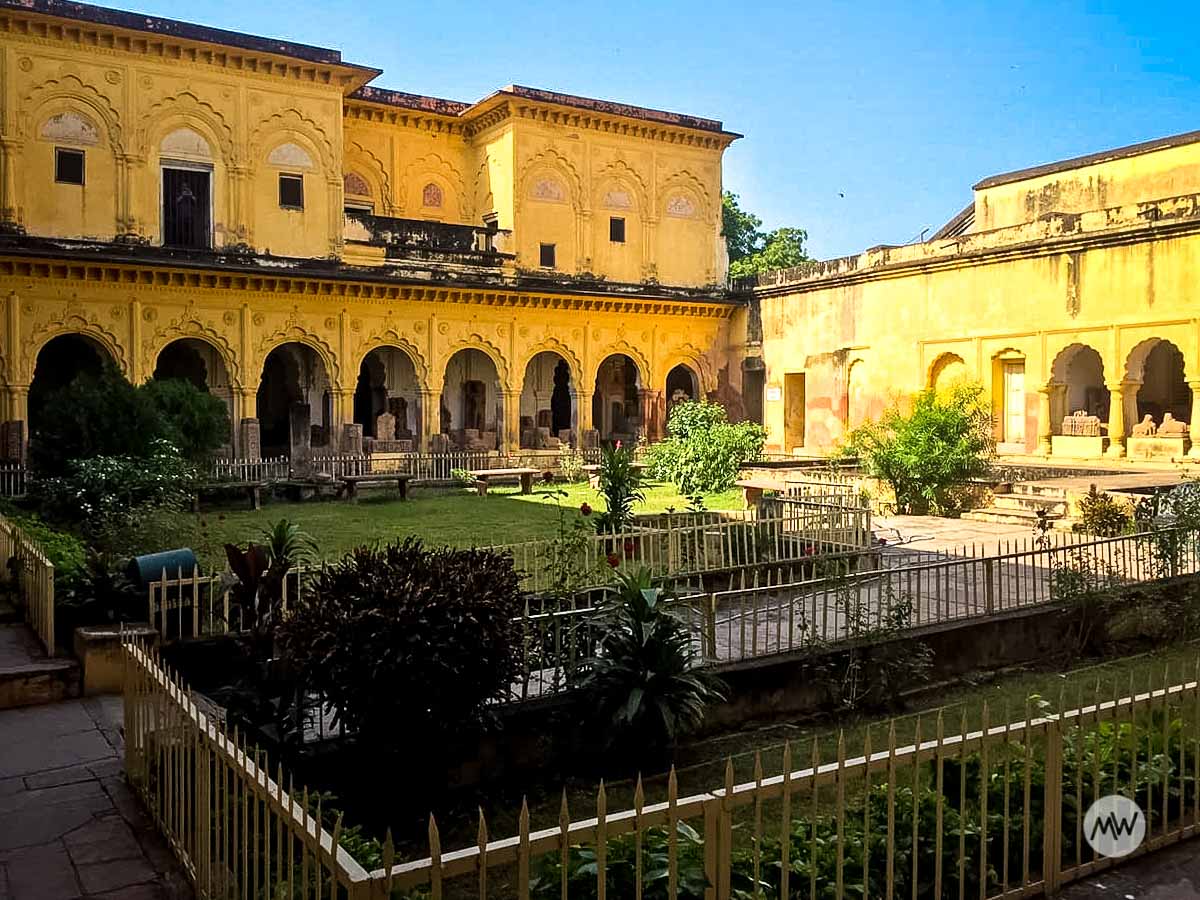 Inside view of Rani Mahal - Jhansi visiting places