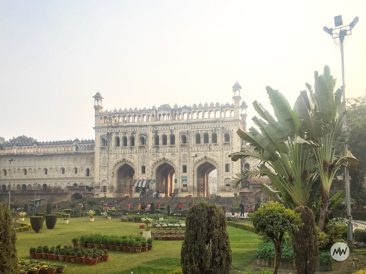 The second entrance gate to Bada Imambara Complex - Misfit Wanderers