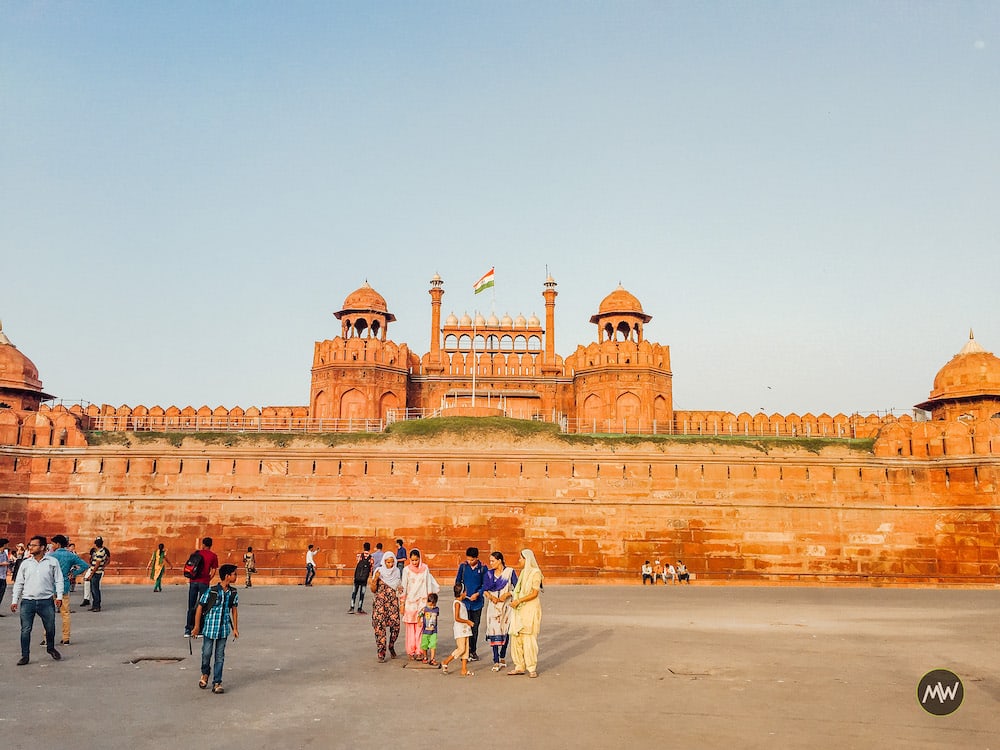 दिल्ली में घूमने की जगहें: लाल किला
