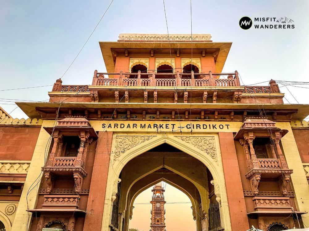 Jodhpur Places To Visit: Best Experiential Travel Guide for The Blue City 15 Sardar market gate — Jodhpur Places to Visit | Misfit Wanderers